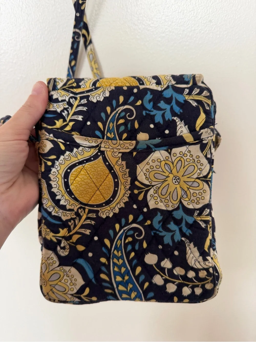 VERA BRADLEY Rare ELLIE BLUE Little Hipster Crossbody Purse Elephant Navy Yellow